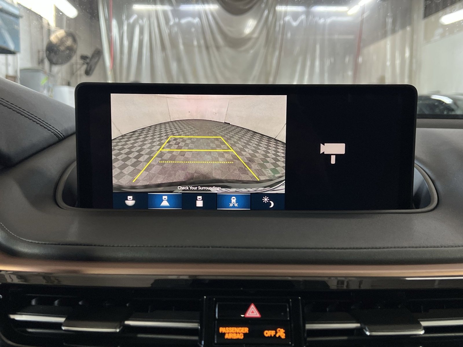 Used 2023 Acura MDX SH-AWD w/ Technology Package image 19