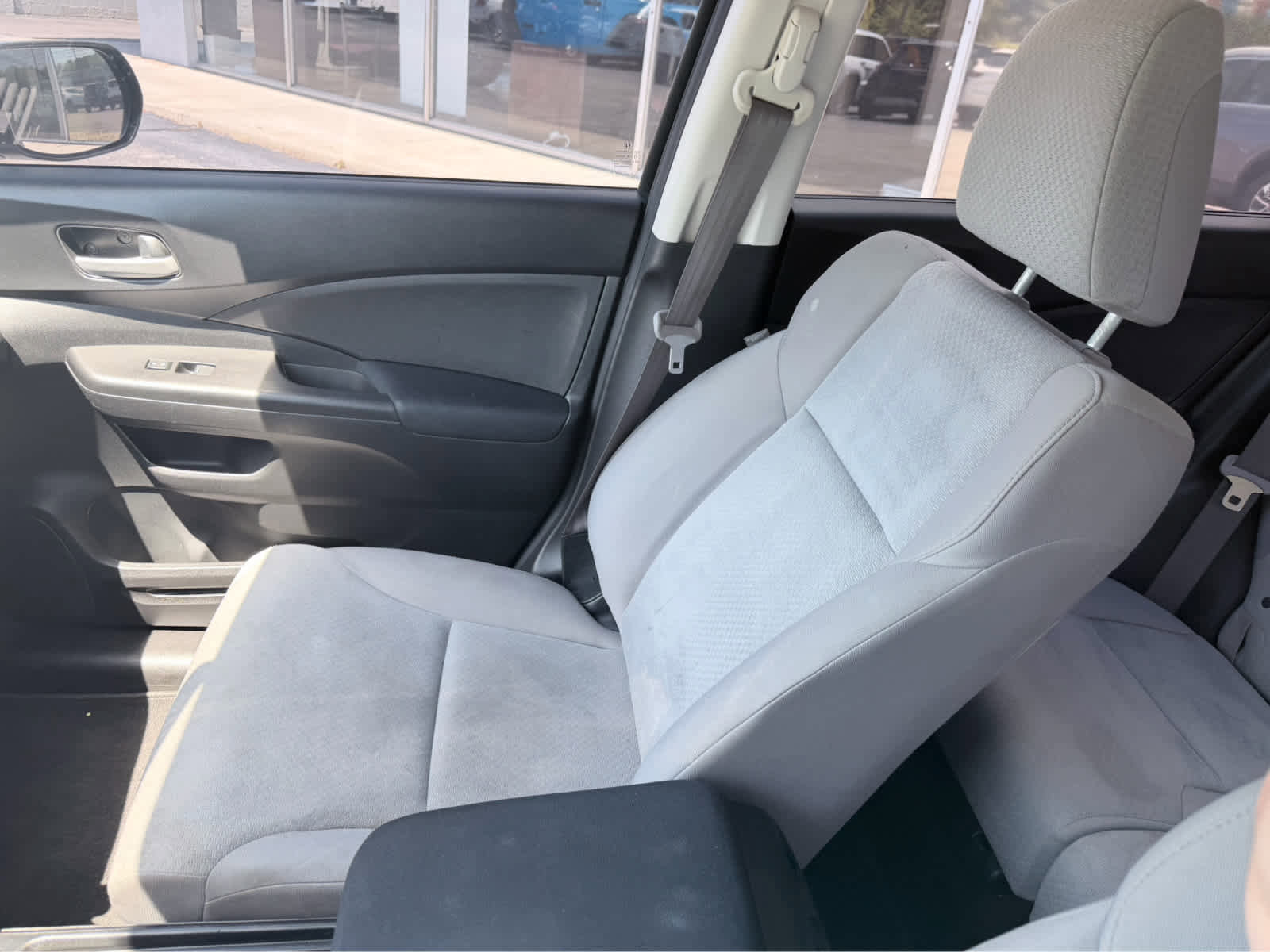Used 2015 Honda CR-V LX image 30