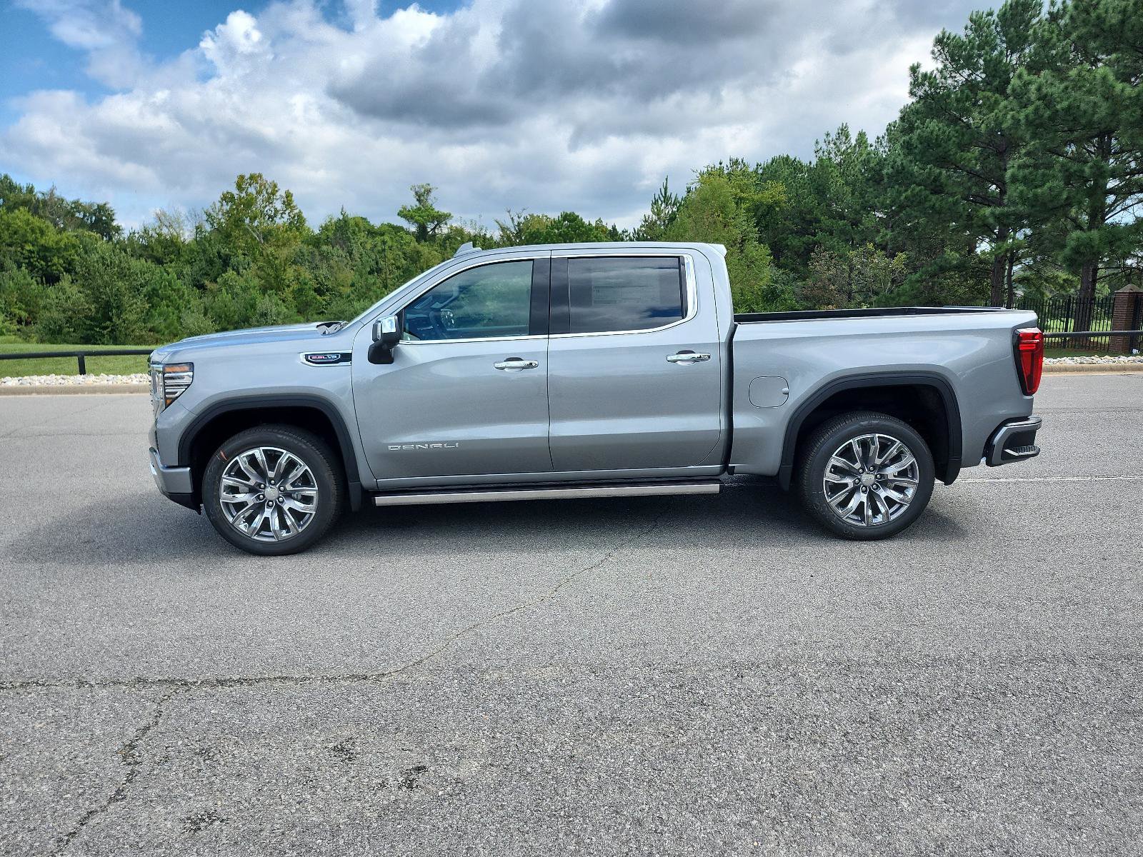 New 2026 GMC Sierra 1500 Denali w/ Denali Reserve Package image 2