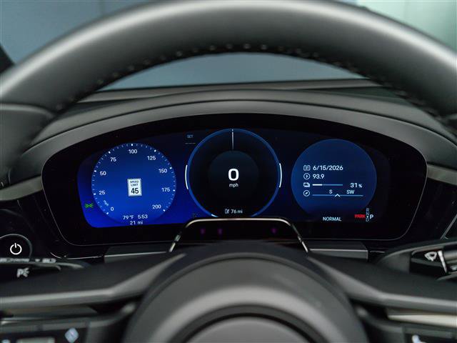 Used 2026 Porsche Macan Electric RWD image 20