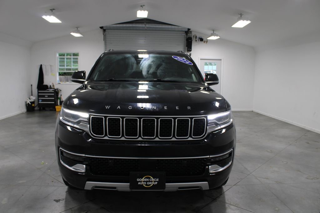 Used 2024 Jeep Wagoneer Series II w/ Flexible Seating Group AWD/4WD image 3