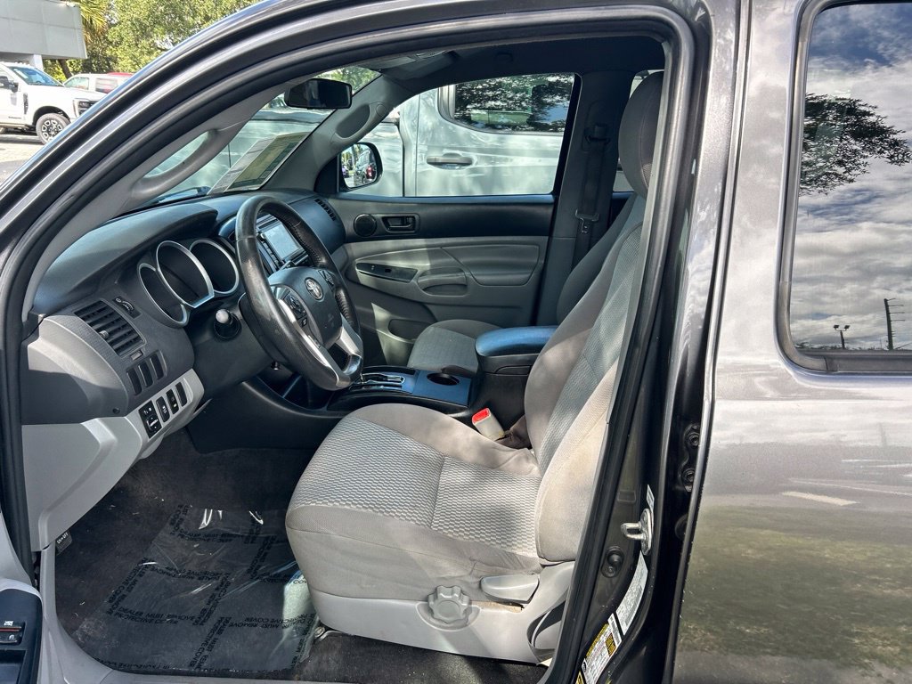 Used 2015 Toyota Tacoma PreRunner w/ Convenience Package RWD image 14