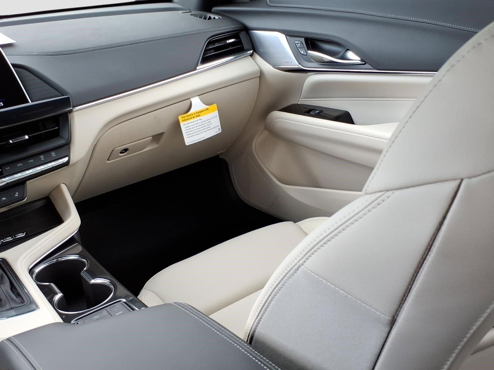 New 2026 Cadillac CT4 Luxury AWD/4WD image 10
