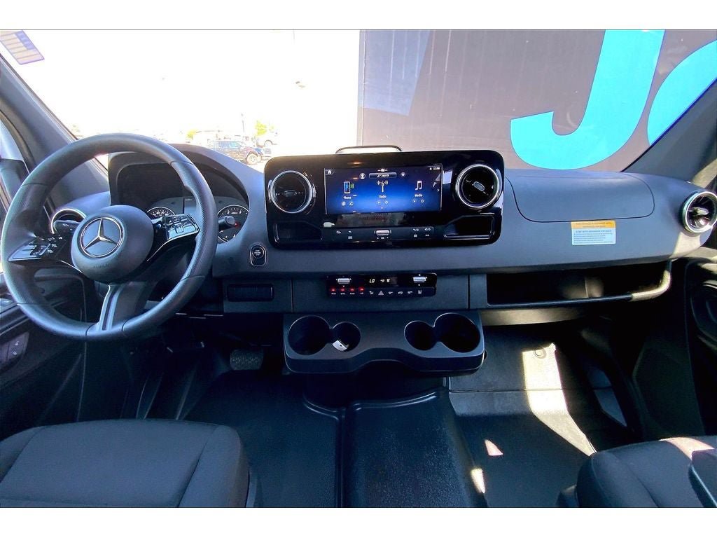 Used 2026 Mercedes-Benz Sprinter 2500 image 17