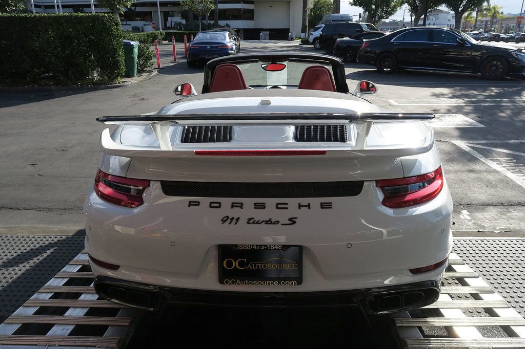 Used 2015 Porsche 911 Turbo S image 8