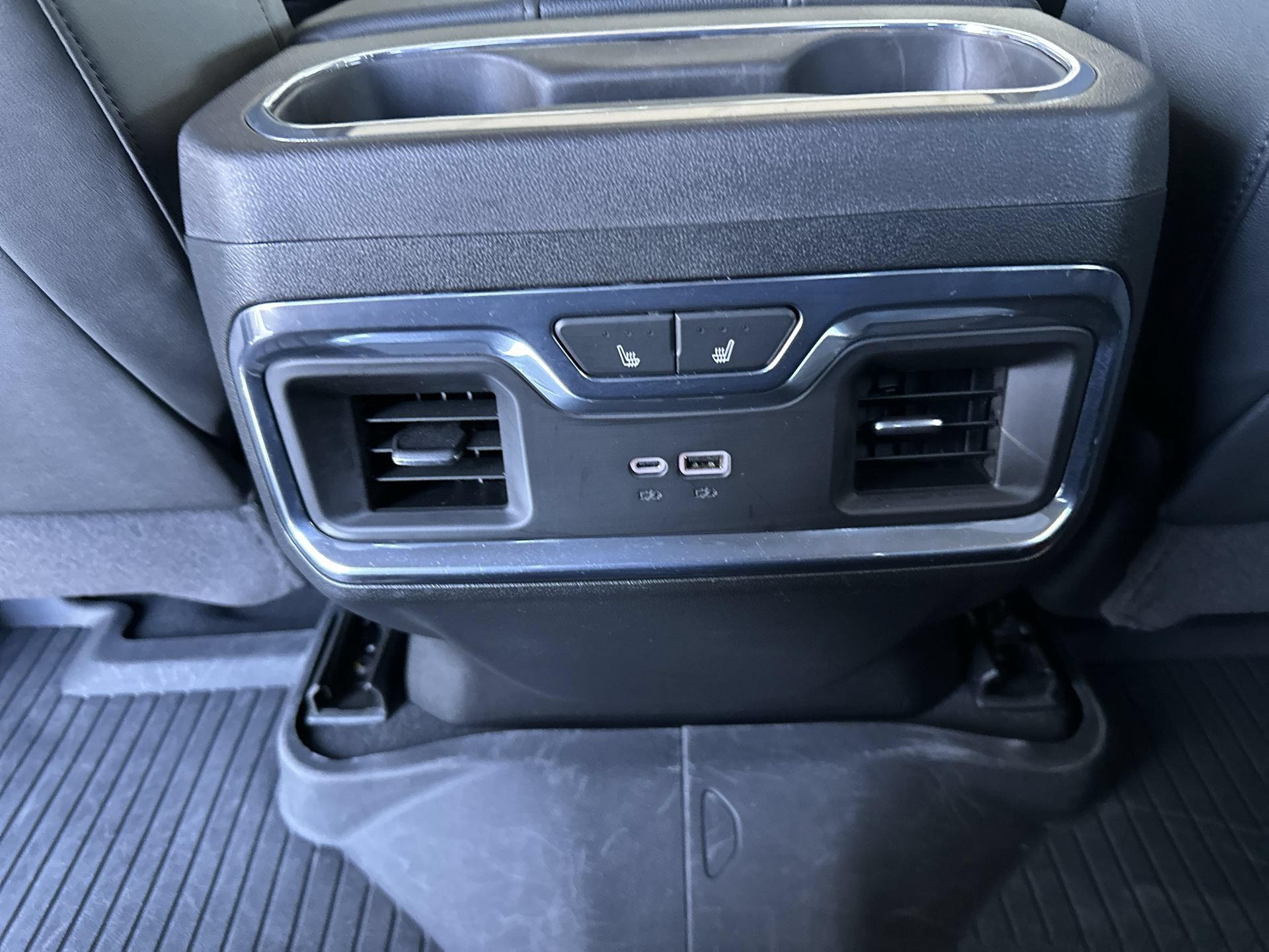 Certified 2025 Chevrolet Silverado 1500 LTZ AWD/4WD image 22