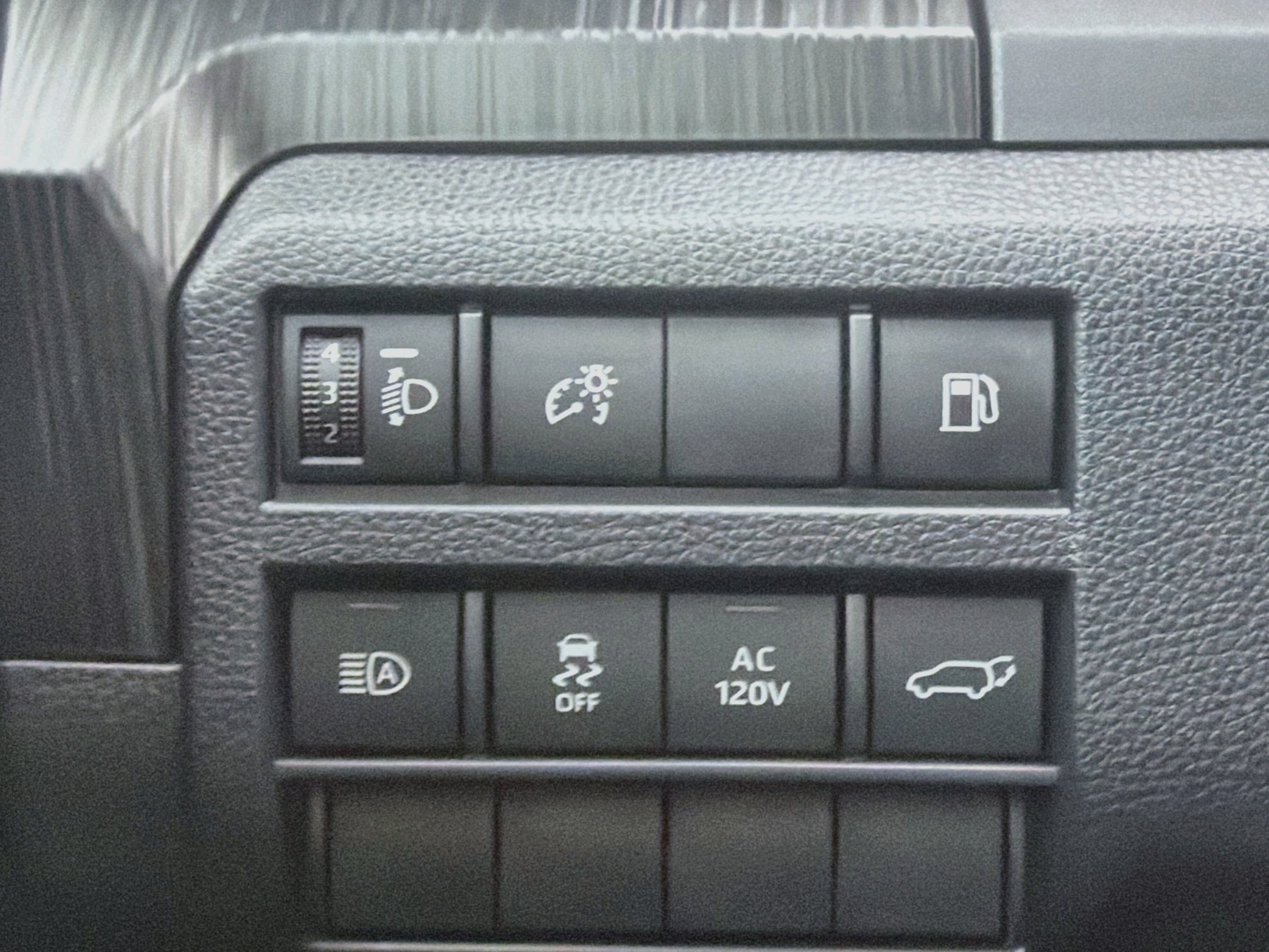 Used 2026 Toyota 4Runner Platinum AWD/4WD image 37