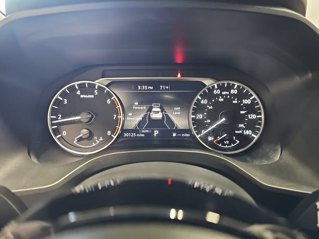 Used 2023 Nissan Rogue SL AWD/4WD image 19