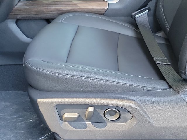 New 2026 Chevrolet Silverado 1500 RST w/ RST All Star Premium Package AWD/4WD image 16