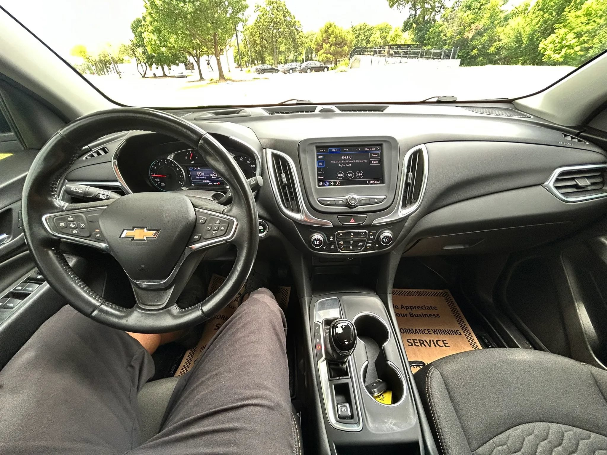 Used 2021 Chevrolet Equinox LT FWD image 17