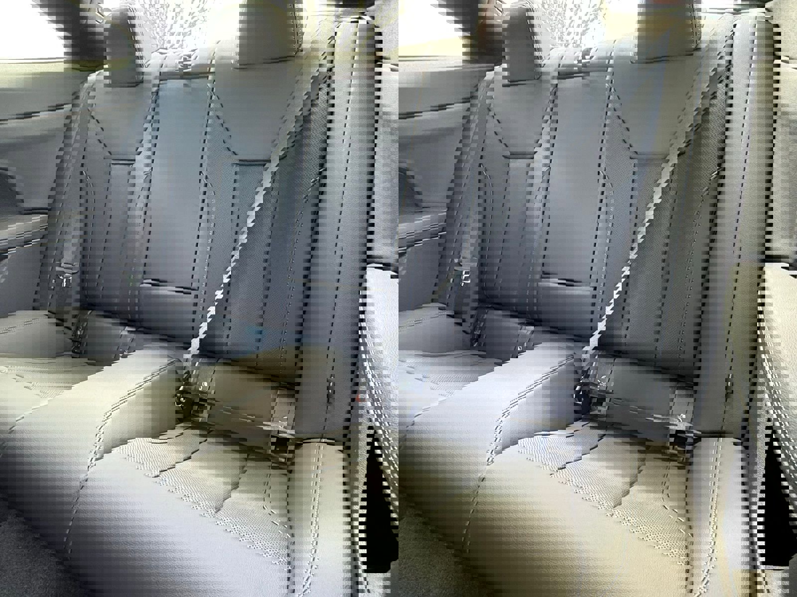 New 2026 BMW 430i Coupe w/ M Sport Package image 30