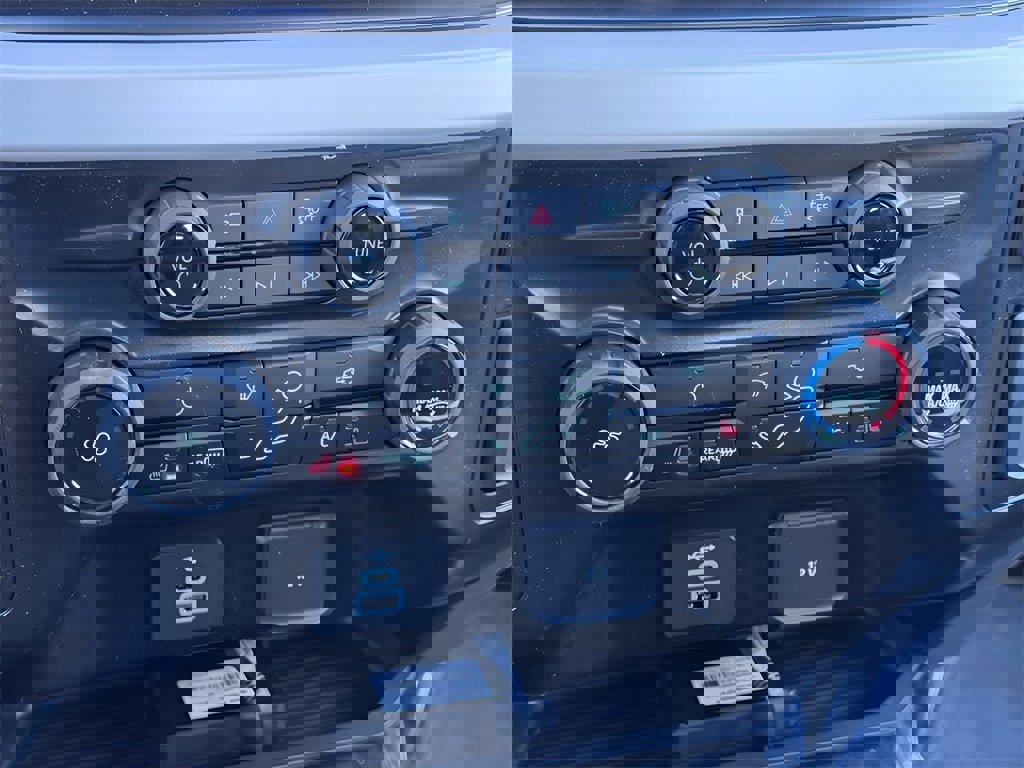 New 2026 Ford F350 XLT w/ XLT Premium Package image 36