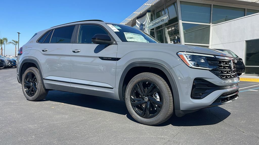 New 2026 Volkswagen Atlas Cross Sport SEL R-Line