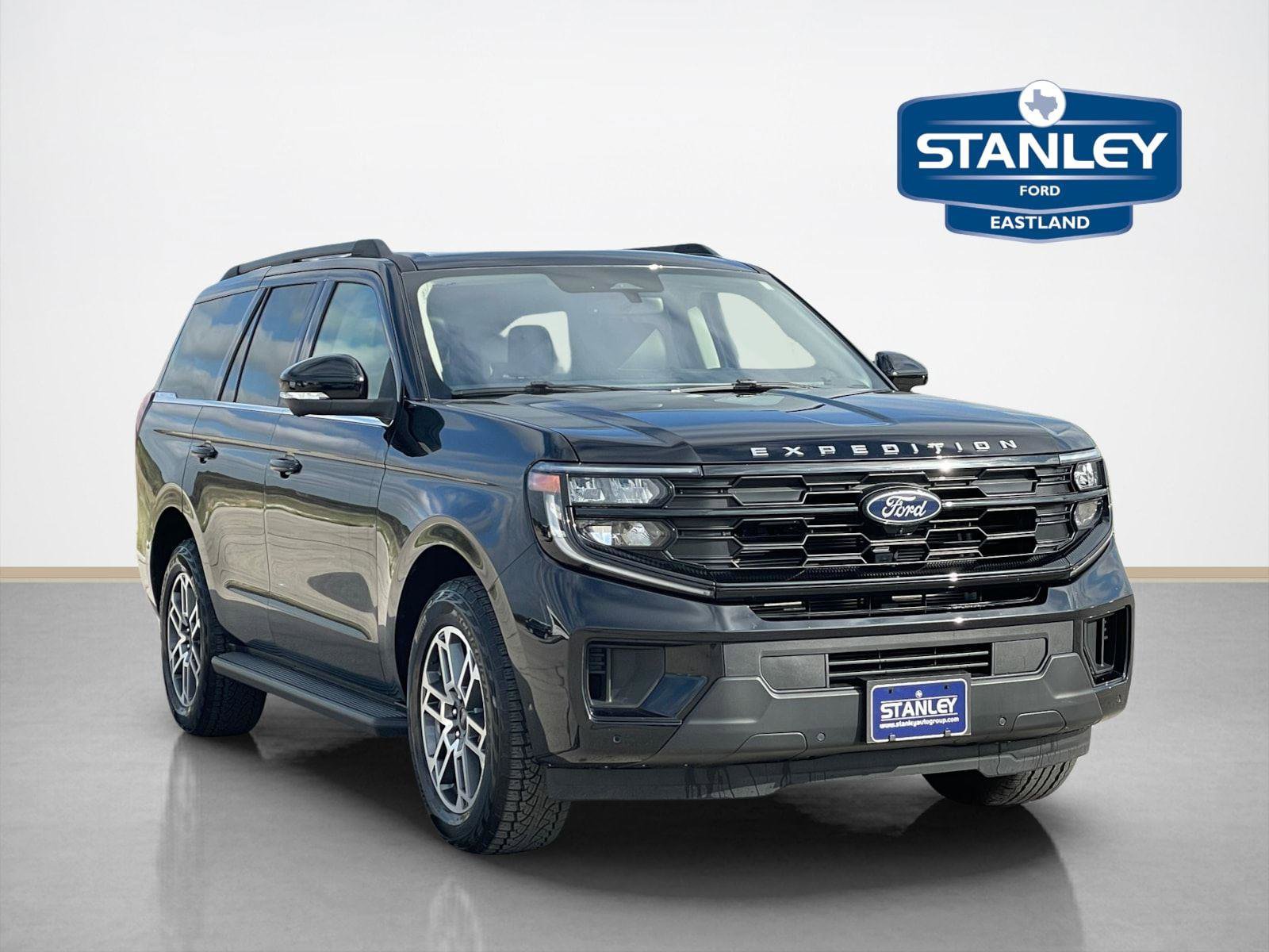 Used 2025 Ford Expedition Active AWD/4WD image 1