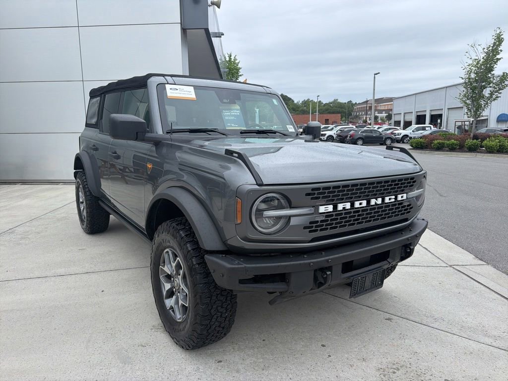 Used 2022 Ford Bronco Badlands AWD/4WD image 1