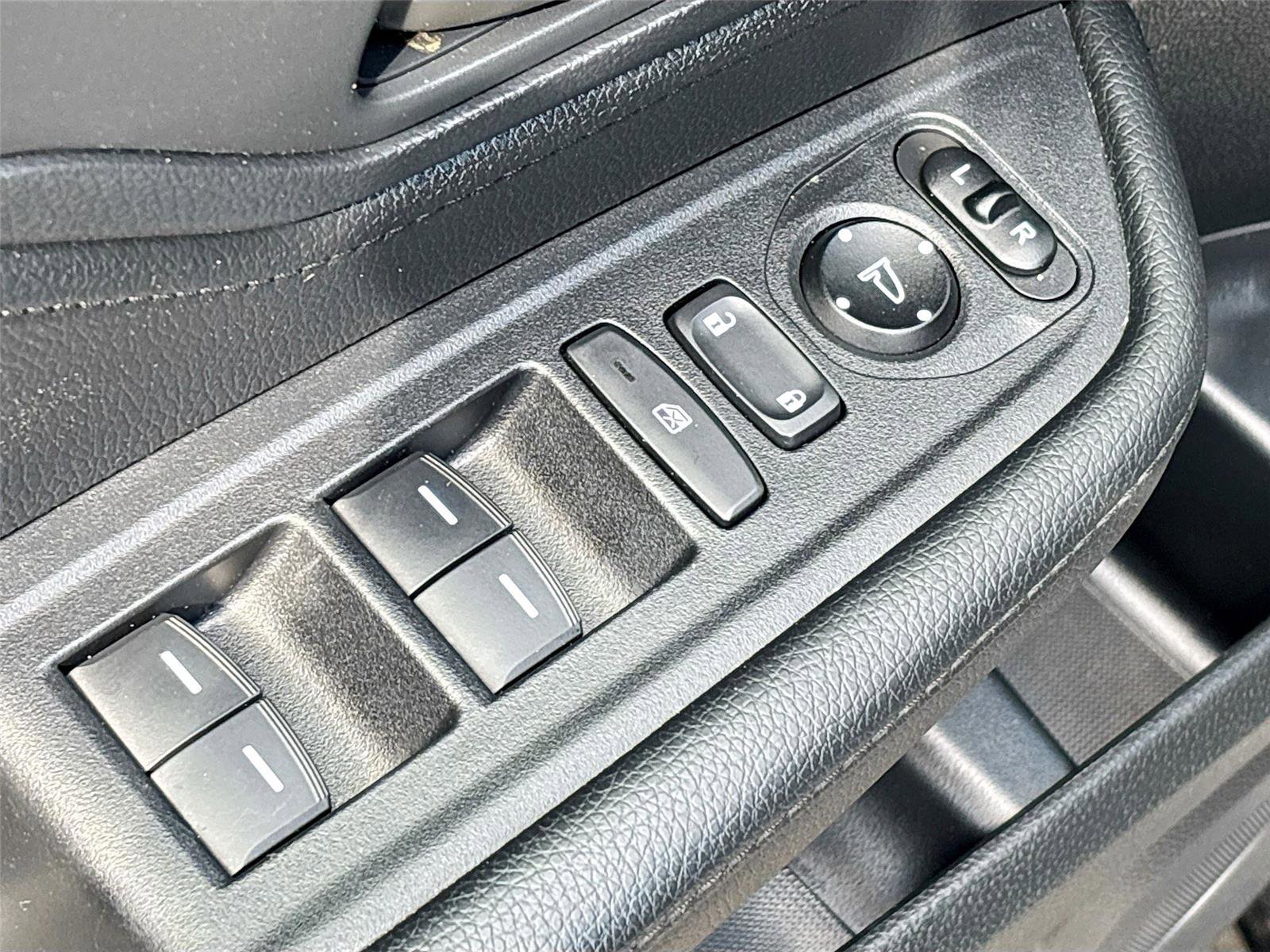 Used 2025 Honda Odyssey Sport-L image 17