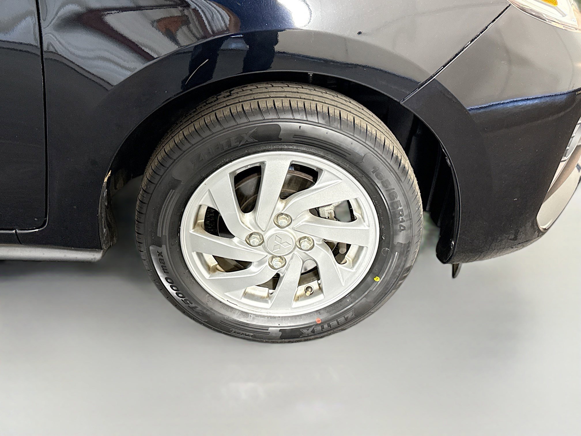 Used 2024 Mitsubishi Mirage LE FWD image 31