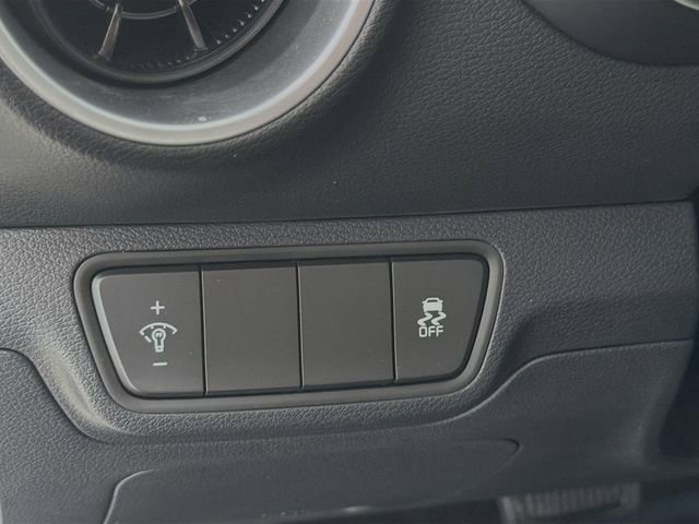 Used 2024 Kia Forte LXS image 10