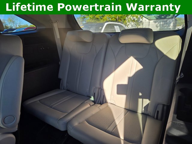 Used 2023 Kia Sorento SX image 17