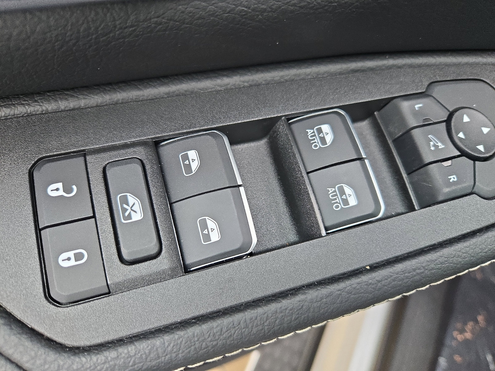 New 2025 RAM 1500 Laramie image 11