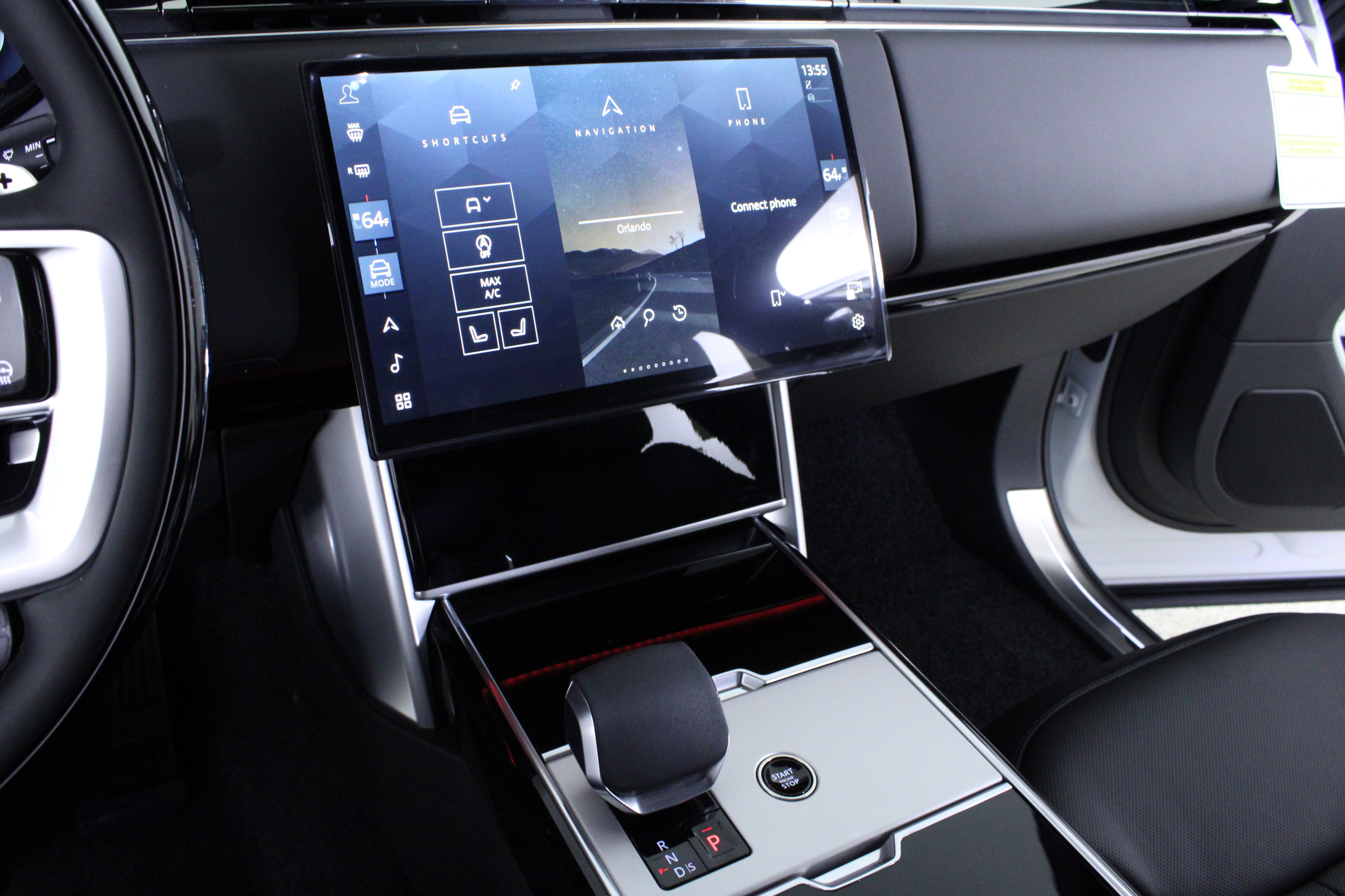 New 2026 Land Rover Range Rover Long Wheelbase SE image 19