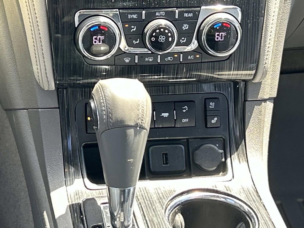 Used 2016 Chevrolet Traverse LTZ w/ LPO, 'HIT The Road' Package AWD/4WD image 31