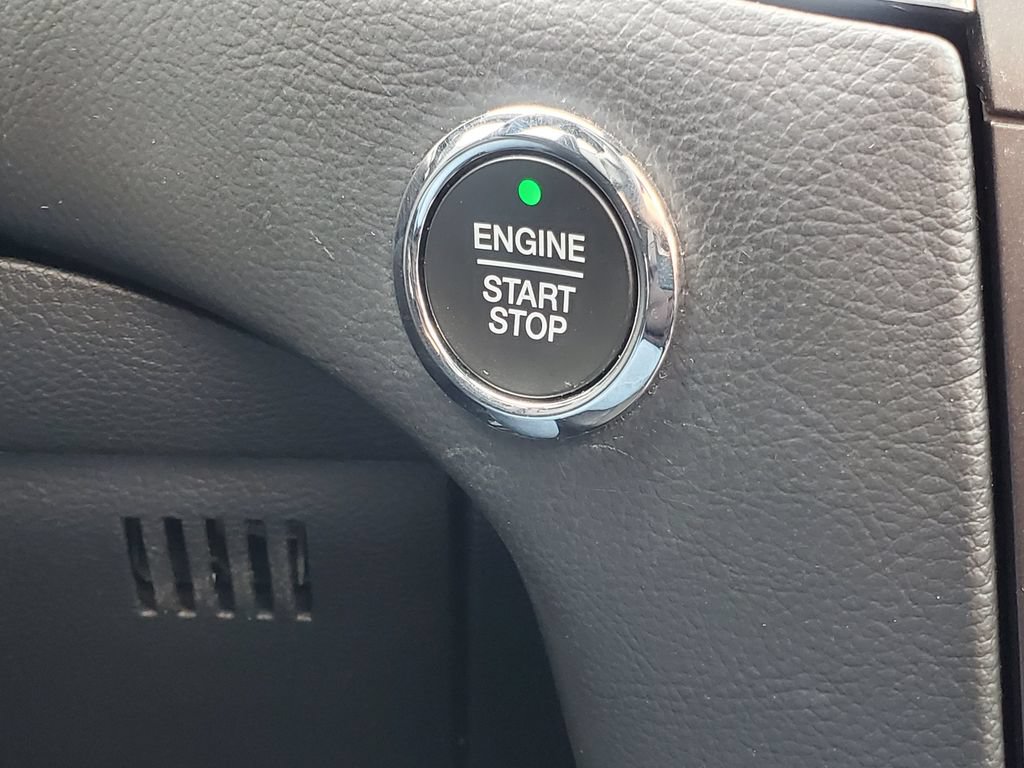 Used 2019 Ford Edge ST w/ Equipment Group 401A AWD/4WD image 17