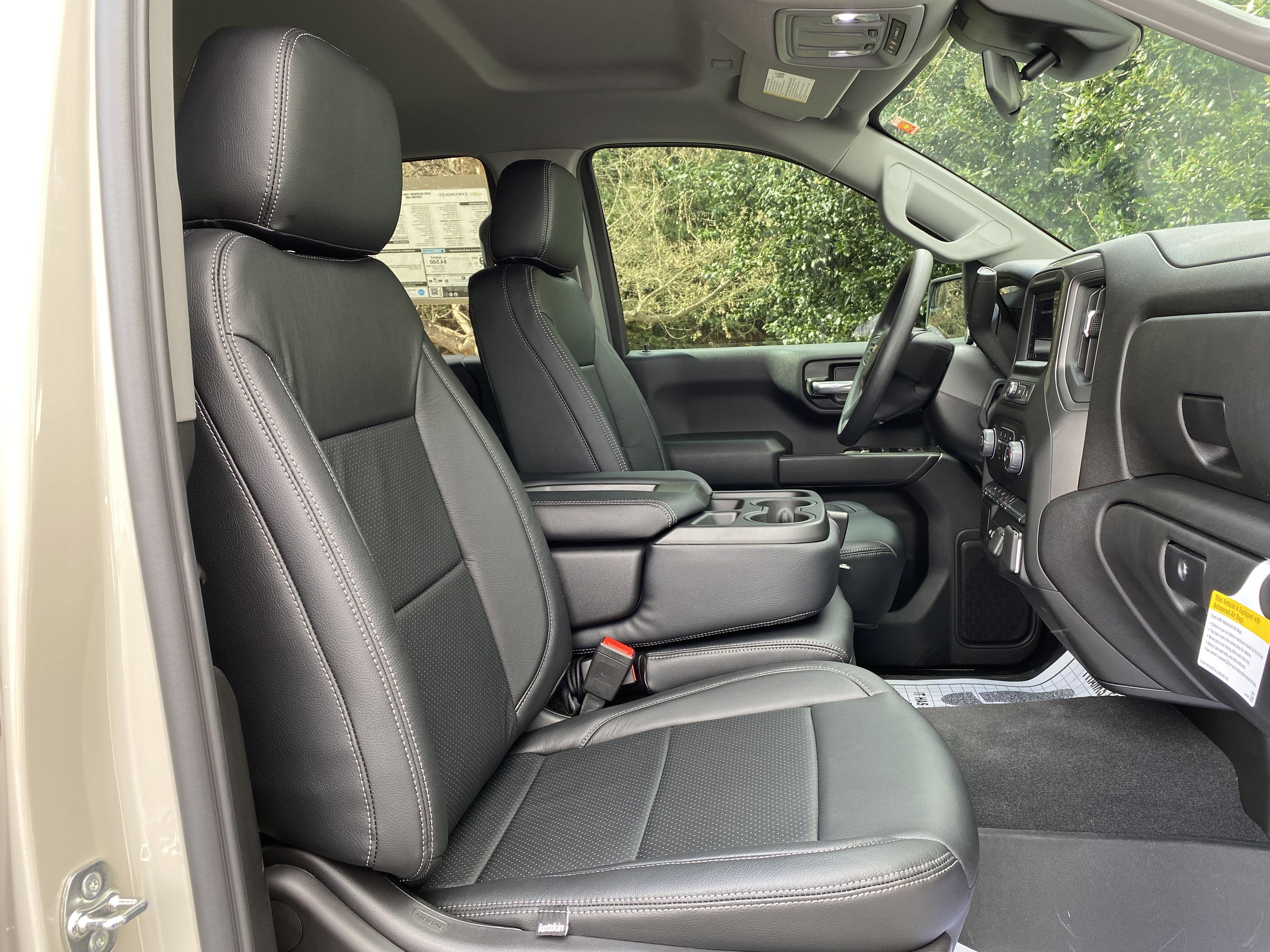 Used 2026 Chevrolet Silverado 1500 Custom w/ Turbomax Blackout Package AWD/4WD image 32