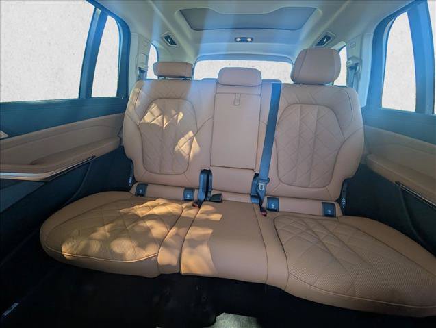 New 2027 BMW X7 xDrive40i AWD/4WD image 16