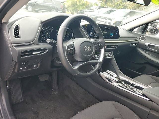 Certified 2023 Hyundai Sonata SEL w/ Convenience Package image 12