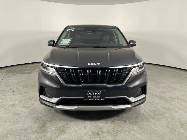 Used 2023 Kia Carnival LX FWD image 3
