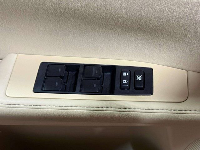 Used 2014 Lexus ES 300h image 21