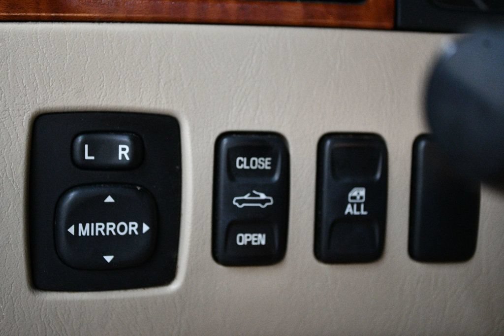 Used 2008 Toyota Solara SLE FWD image 56