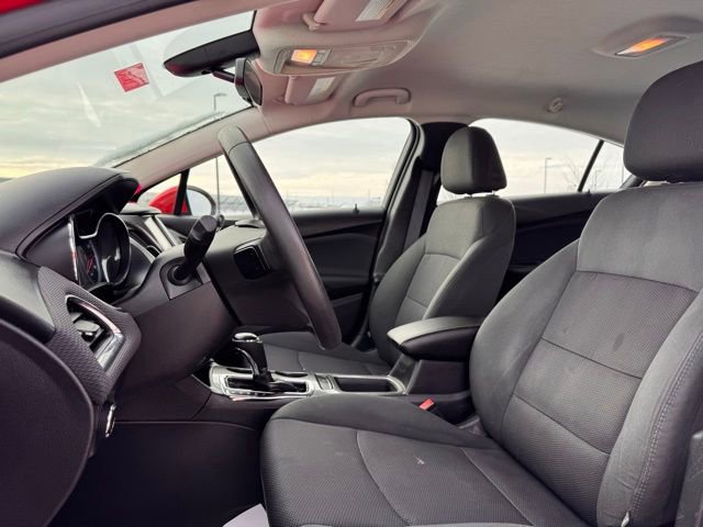 Used 2016 Chevrolet Cruze LT w/ Convenience Package image 6