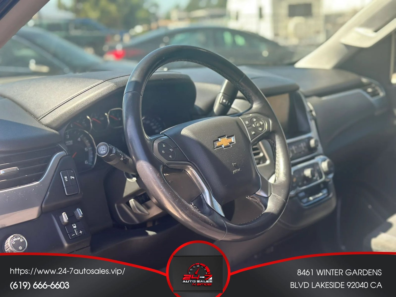 Used 2019 Chevrolet Suburban LS w/ All-Season Package RWD image 9