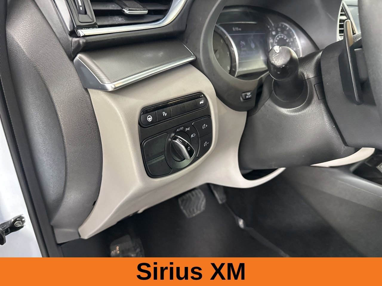 Used 2023 INFINITI QX50 Luxe image 11