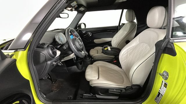 Used 2024 MINI Cooper S w/ Signature Upholstery Package FWD image 11