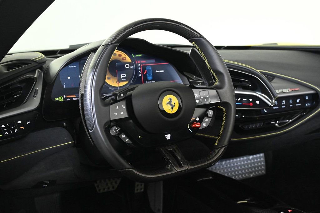 Used 2022 Ferrari SF90 Spider Base image 3