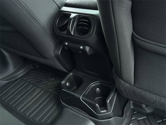 Used 2018 Jeep Wrangler Unlimited Sport S image 38