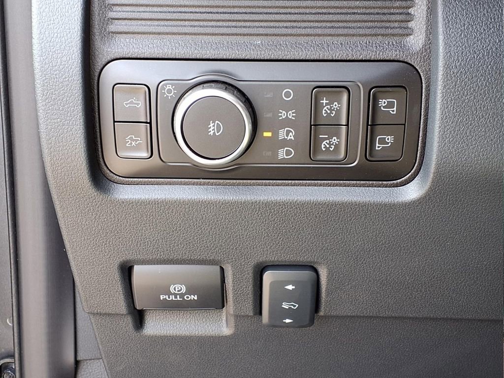 New 2025 Ford F450 Lariat w/ Lariat Ultimate Package image 22