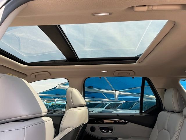 Certified 2025 Honda Pilot Touring image 12