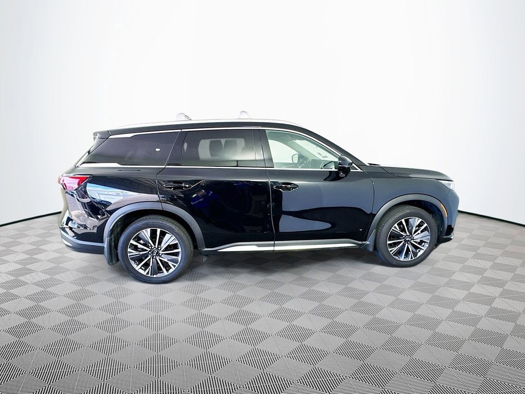 Certified 2026 INFINITI QX60 Luxe w/ Cargo Package image 4