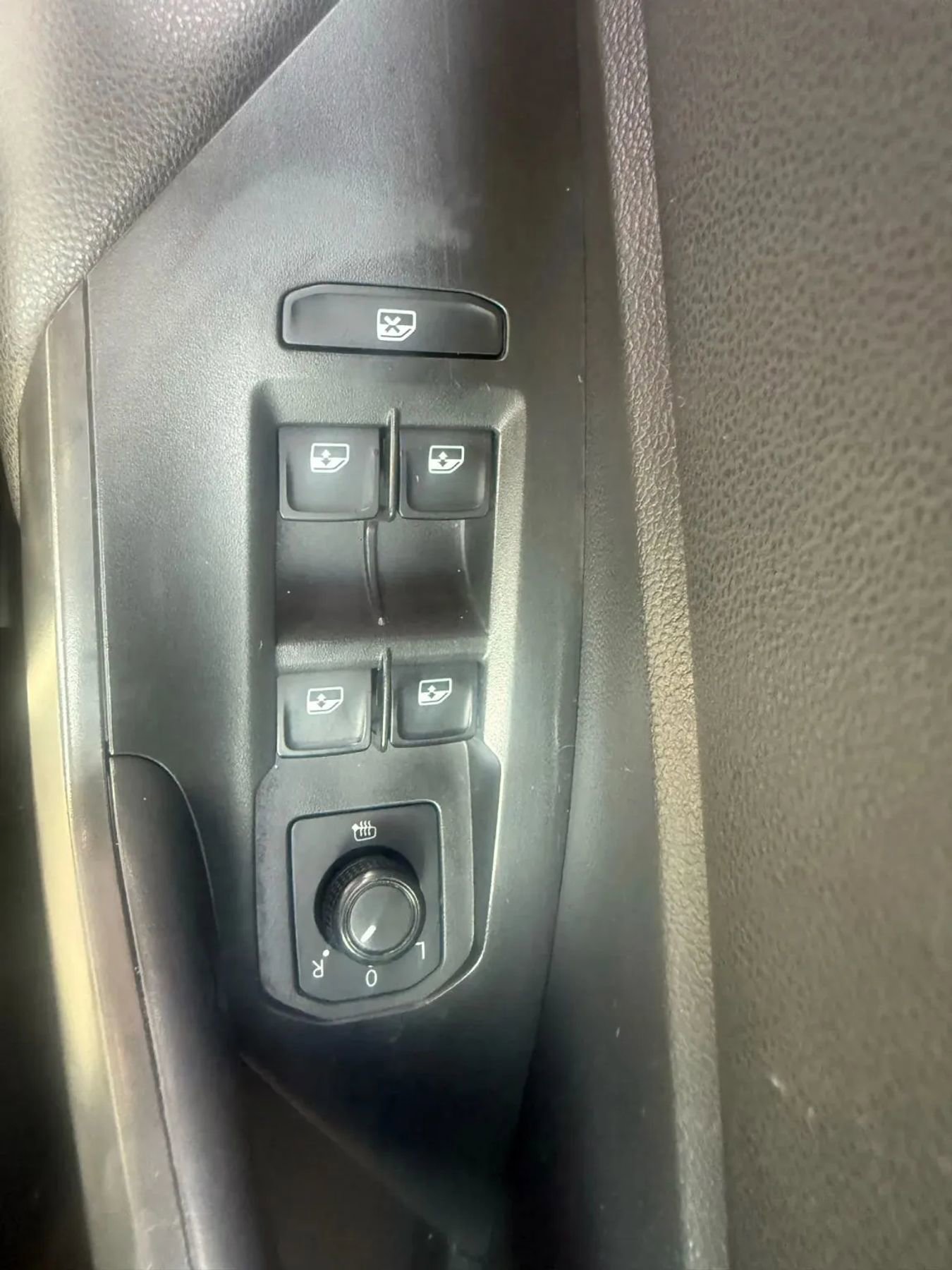 Used 2020 Volkswagen Jetta S image 23