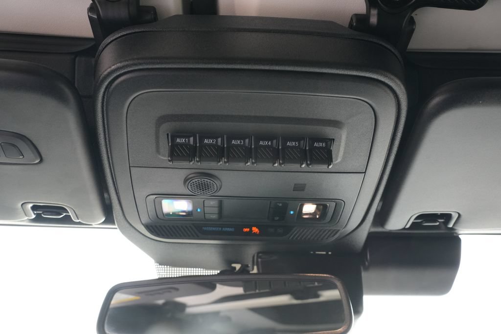 Used 2025 Ford Bronco Badlands AWD/4WD image 15