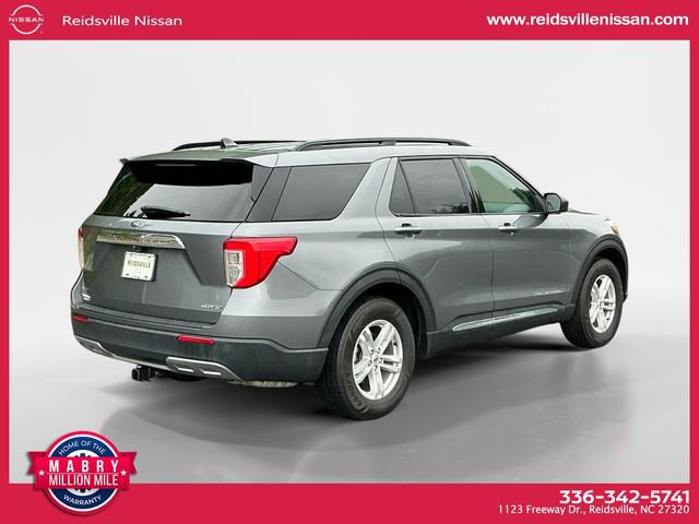 Used 2022 Ford Explorer XLT w/ Equipment Group 202A AWD/4WD image 6