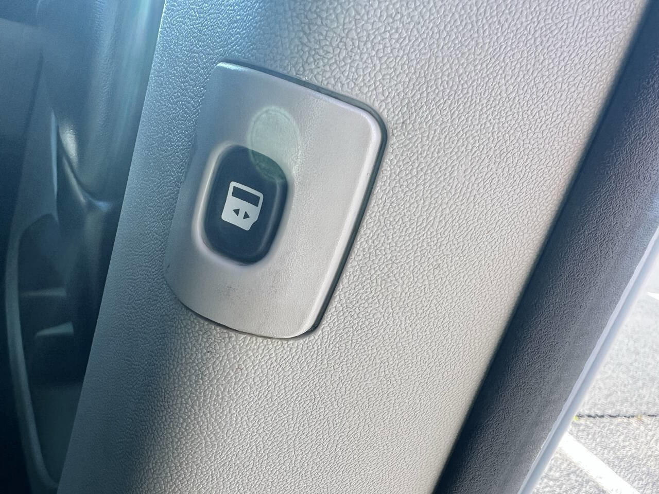 Used 2019 Dodge Grand Caravan SXT image 27