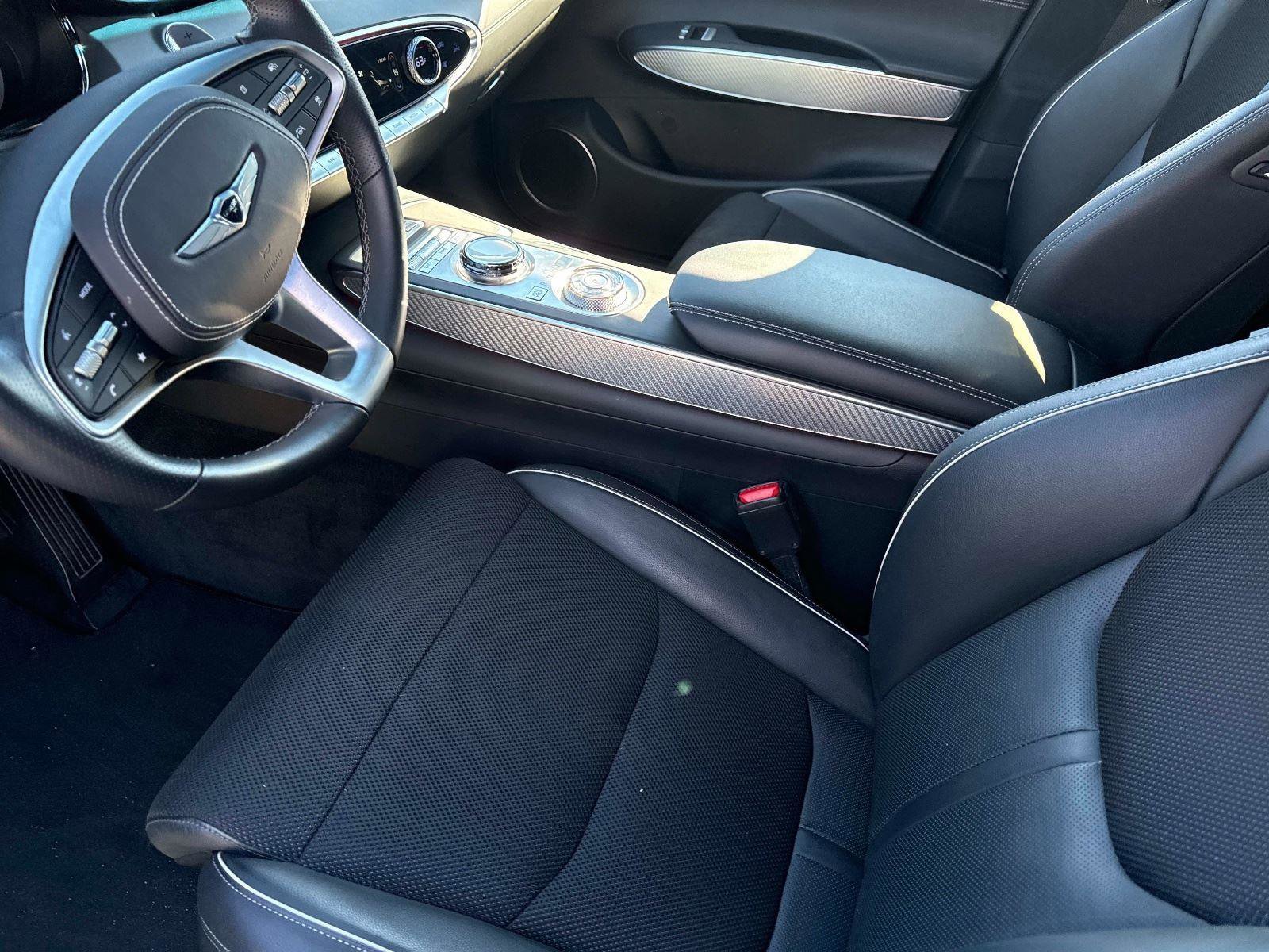 Used 2024 Genesis GV70 3.5T Sport image 21