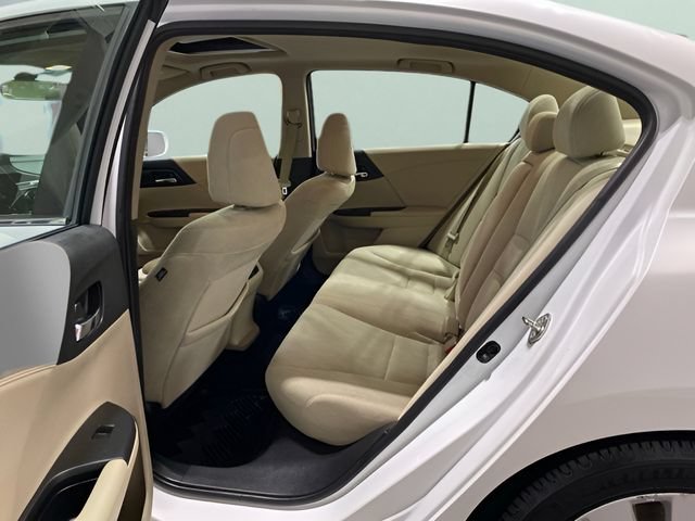 Used 2015 Honda Accord EX image 24