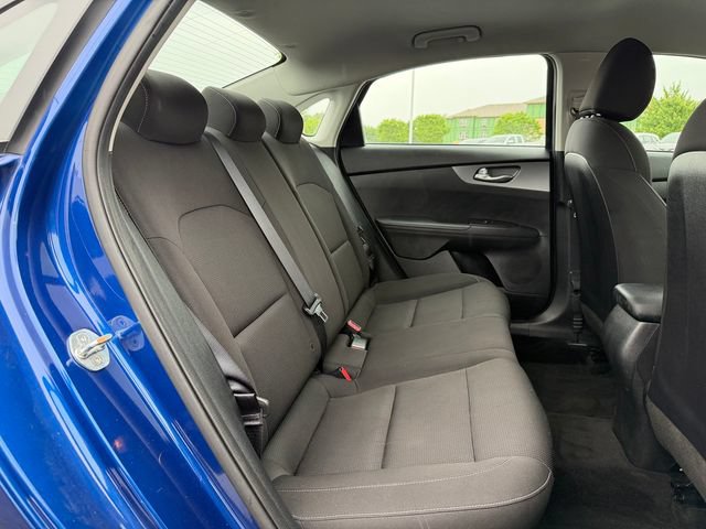 Used 2021 Kia Forte LXS FWD image 17