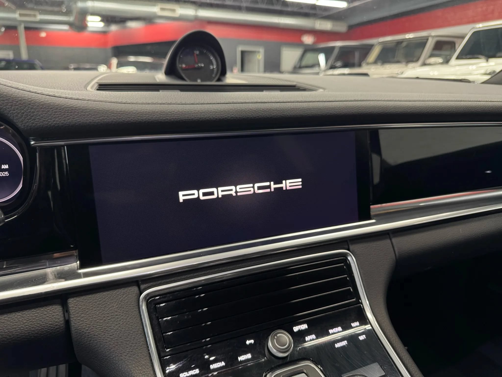 Used 2022 Porsche Panamera 4 AWD/4WD image 23